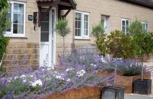 Crayke Casa | 2 Bed in Easingwold 84001