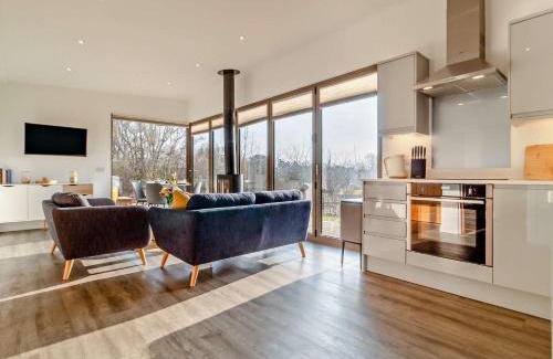 Colchester Casa | 2 Bed in East Bergholt 82397