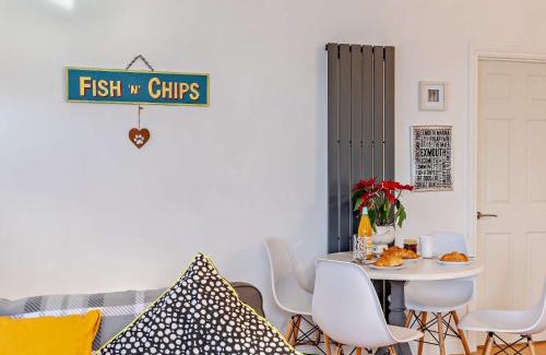 Exmouth Casa | 2 Bed in Exmouth 85780