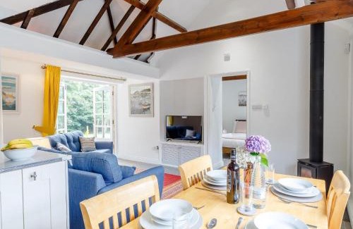 Mabe Casa | 2 Bed in Falmouth 78621