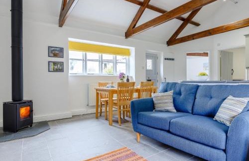 Mabe Casa | 2 Bed in Falmouth 78621