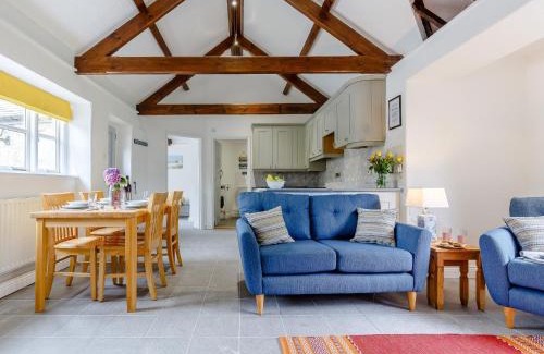 Mabe Casa | 2 Bed in Falmouth 78621