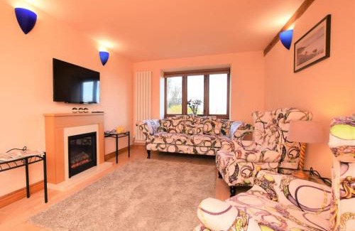 Godshill Casa | 2 Bed in Godshill IC129