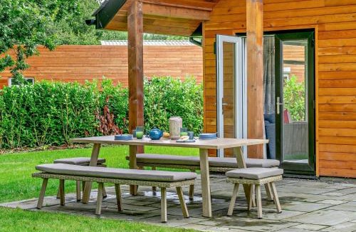 Upper Killay Casa | 2 Bed in Gower 91723