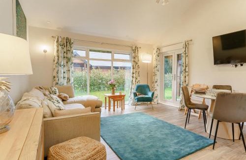 Upper Killay Casa | 2 Bed in Gower 91725