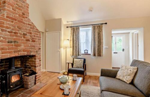 Holt Casa | 2 Bed in Holt NCC08