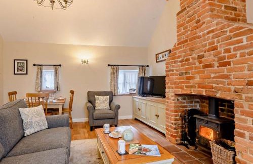 Holt Casa | 2 Bed in Holt NCC08
