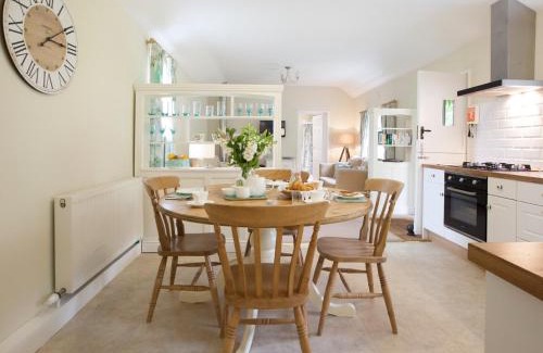 Saltmarshe Casa | 2 Bed in Howden G0104