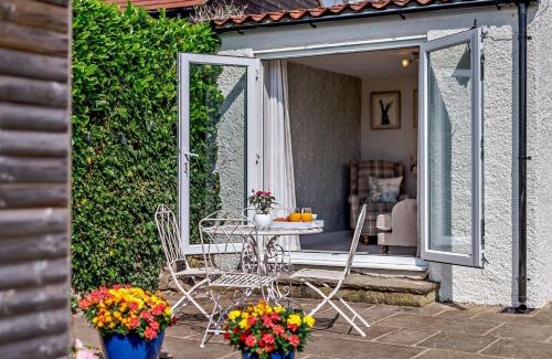 Kirkbymoorside Casa | 2 Bed in Kirkbymoorside 92635