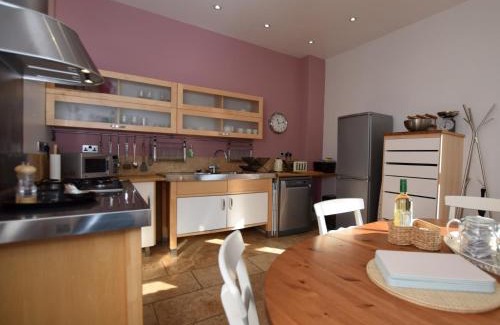 Knaresborough Casa | 2 Bed in Knaresborough HH075