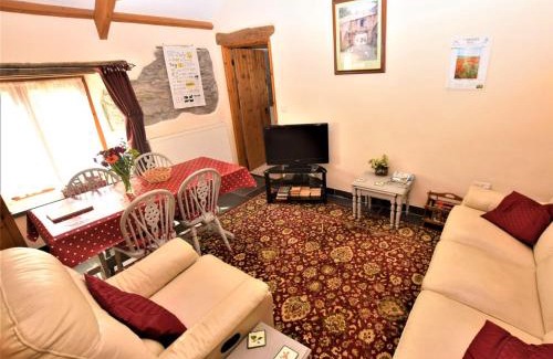 Congdon's Shop Casa | 2 Bed in Liskeard CONGS
