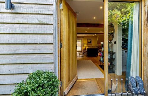 Hereford Casa | 2 Bed in Madley 82095