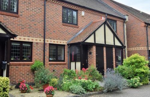 Whichford Casa | 2 Bed in Moreton-In-Marsh 75870