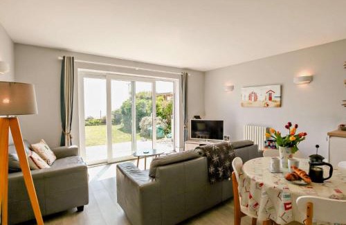 Pevensey Casa | 2 Bed in Pevensey Bay BT070