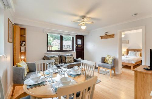 Pevensey Casa | 2 Bed in Stone Cross oc-g33059