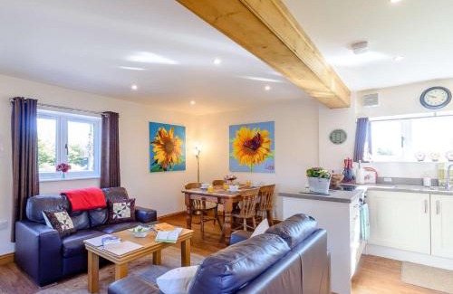 Pickering Casa | 2 Bed in Thornton le Dale 27112
