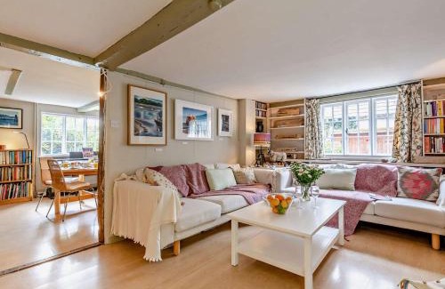 Hadlow Casa | 2 Bed in Tonbridge 96313