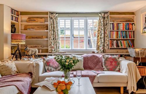 Hadlow Casa | 2 Bed in Tonbridge 96313