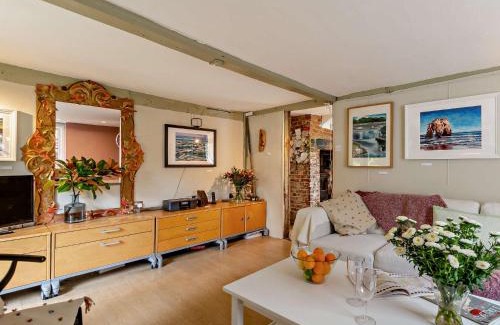 Hadlow Casa | 2 Bed in Tonbridge 96313