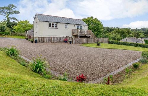 Truro Casa | 2 Bed in Truro LJASM