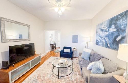 Commonwealth Apartamento | 2 Bed, In Unit Laundry, Boston College, Balcony