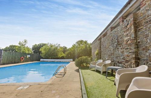 Westleigh Casa | 2 Bed in Westward Ho 46830