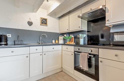 Westleigh Casa | 2 Bed in Westward Ho 46824