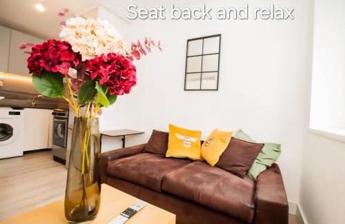 Coombe Hill Apartamento | 2 Bed Kingston Vale