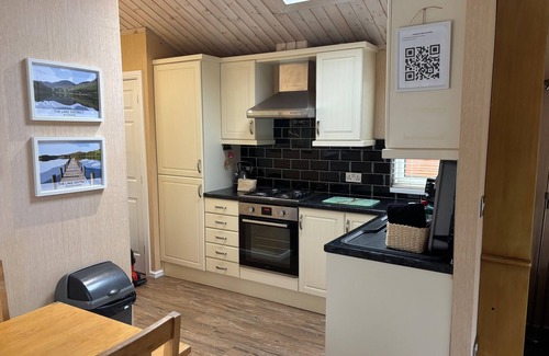 Troutbeck Cabina | 2 Bed Lodge-Sleeps 4-Valley View-Pet Friendly