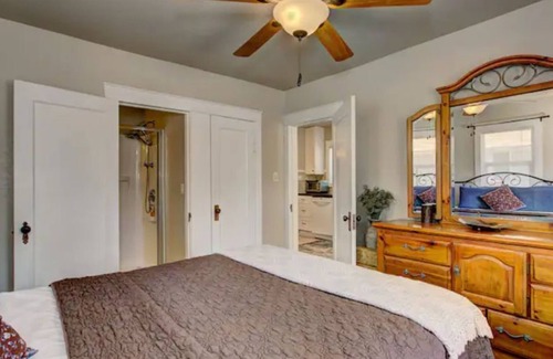 Depot Bench Casa | 2 bed Pet-Friendly in Great Central Boise location