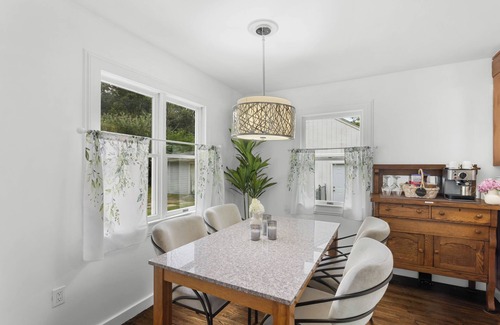 Belleville Casa | 2 bed. Quiet neighborhood. Near Belleville Lake. 1/2 mile to public boat launch.