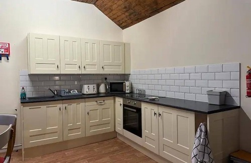 Llanelli Apartamento | 2 Bed-sleeps 4-sea View-pet Friendly-parking