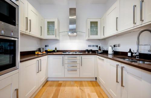 Holborn and Covent Garden Apartamento | 2 Bedr, 3 Beds, 2 Bath Covent Garden 3-min subway