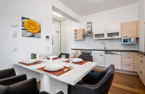 Goritschach Apartamento | Impresionante apartamento de 2 dormitorios en Pörtschach am Wörthersee