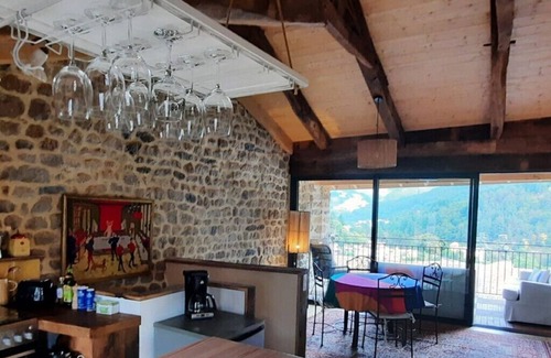 Saint-Martin-de-Valamas Casa | 2 Bedroom Private vacation home in SAINT MARTIN DE VALAMAS