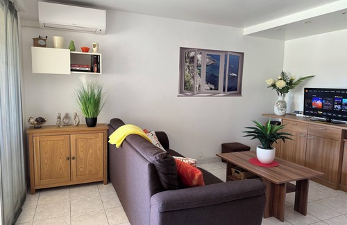 Santa-Lucia-di-Moriani Apartamento | 2 Bedroom Apartment in Santa-Lucia-di-Moriani