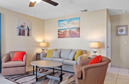 Fort Pierce Apartamento | 2 Bedroom-1.5 Bath Apartment Steps away from Beach & Inlet d