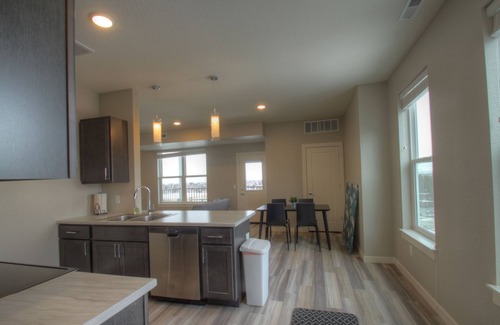 Farviews - Pattee Canyon Apartamento | ¡Apartamento de 2 habitaciones + 1 baño con vistas increíbles!