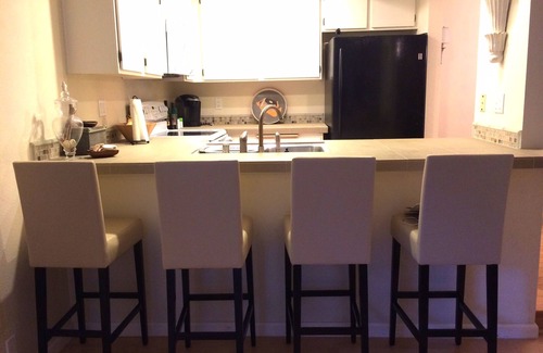 Hollywood Beach Condominio | 2 dormitorios 1 baño Completamente amueblado Beach Condo en Oxnard, CA