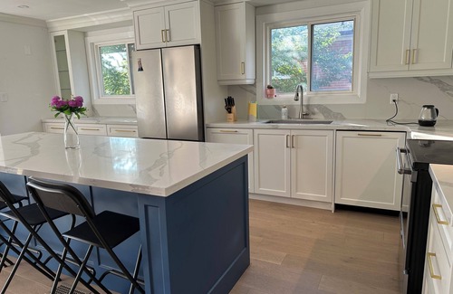 Mississauga Casa | 2 Bedroom 1 Bathroom house with self check in