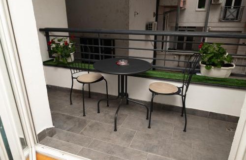 Grbavica Apartamento | 2 bedroom, 1 living room Apartment downtown Novi Sad