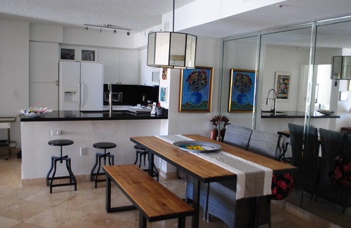 Aventura Condominio | 2 bedroom 2 bath appartment over the water