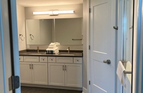 Canandaigua Condominio | 2 Bedroom, 2 bathroom condo on Canandaigua Lake