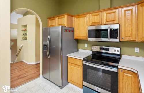 Huffman - O' Malley Apartamento | 2 Bedroom 2 Bathroom Home Near Anchorage Golf Course and Zoo