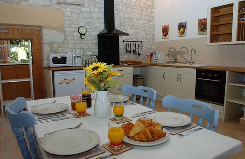 Montaigu-de-Quercy Casa | 2 dormitorios y 2 baños Quercy tradicional granero de piedra
