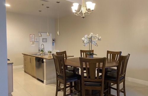 South Padre Island Condominio | 2 bedroom 2 bathroom Condo Next to the Beach water park. Limt 6 people