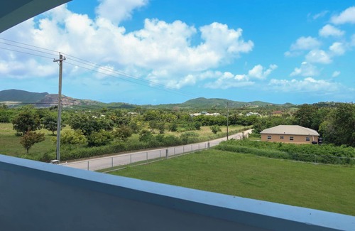 Saint John Parish Apartamento | 2-bedroom, 2nd Floor Scenic View Apartment