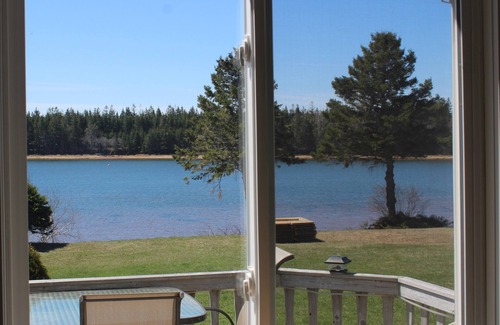 French River Cabaña | Recién renovado, pintoresco, acceso privado al río Sou'West