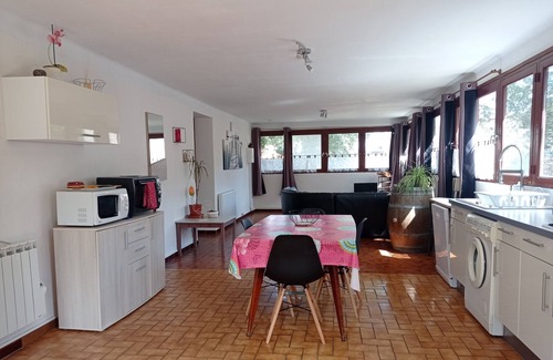 Laroque-des-Alberes Apartamento | 2-bedroom apartment, swimming pool, mountain, sea and Spain views 15 minutes away