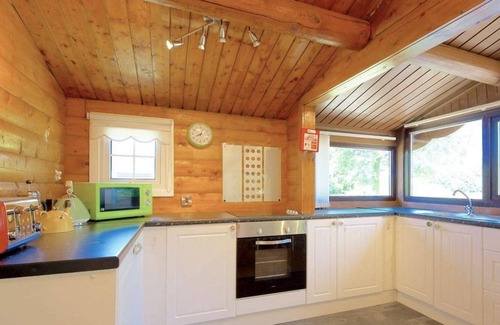 Bronaber Cabaña | 2 bedroom accommodation in Trawsfynydd, Porthmadog and Dolgellau